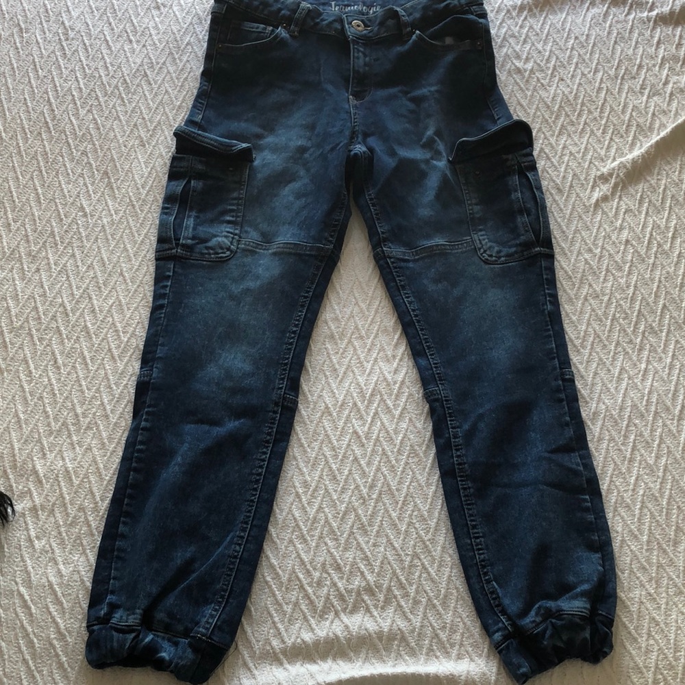 I bought it in the wrong size good condition too!